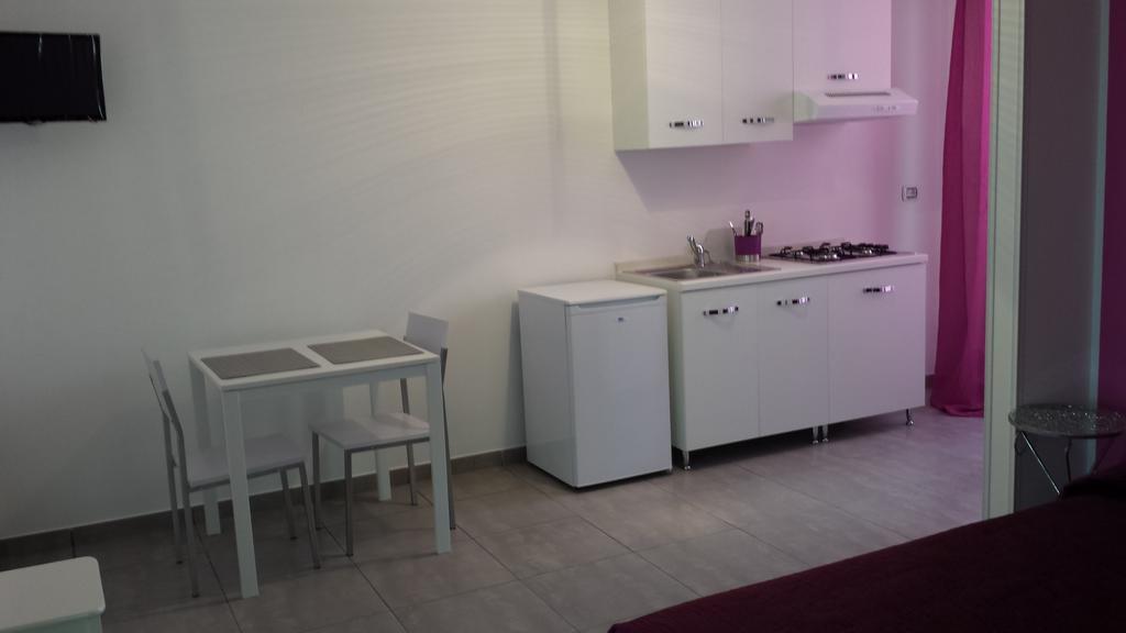 Case Vacanze Iris Uggiano La Chiesa Cameră foto